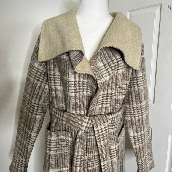 CLOSED Plaid Belted Shawl Collar Long Wool Blend Coat in Golden Wood M MSRP 995 - Picture 6 of 12